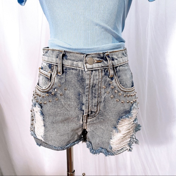 Forever 21 Pants - Studded Distressed Frayed Mid Rise Shorts